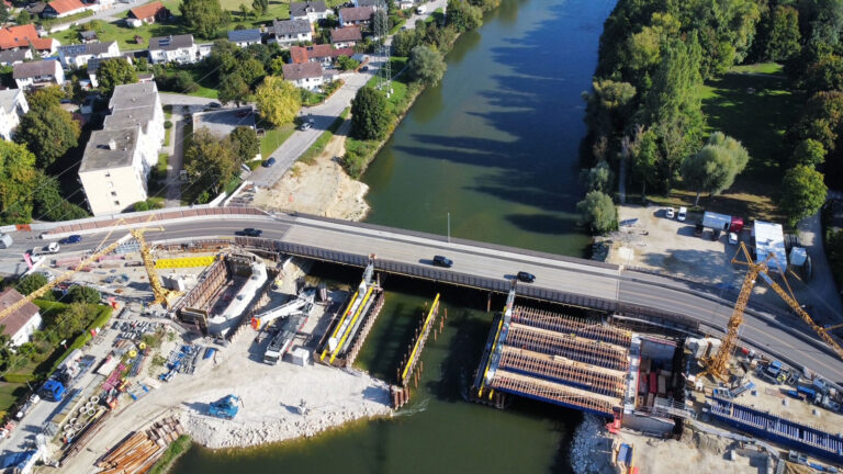 Kleine Isarbrücke wegen Montagearbeiten für einige Stunden gesperrt
